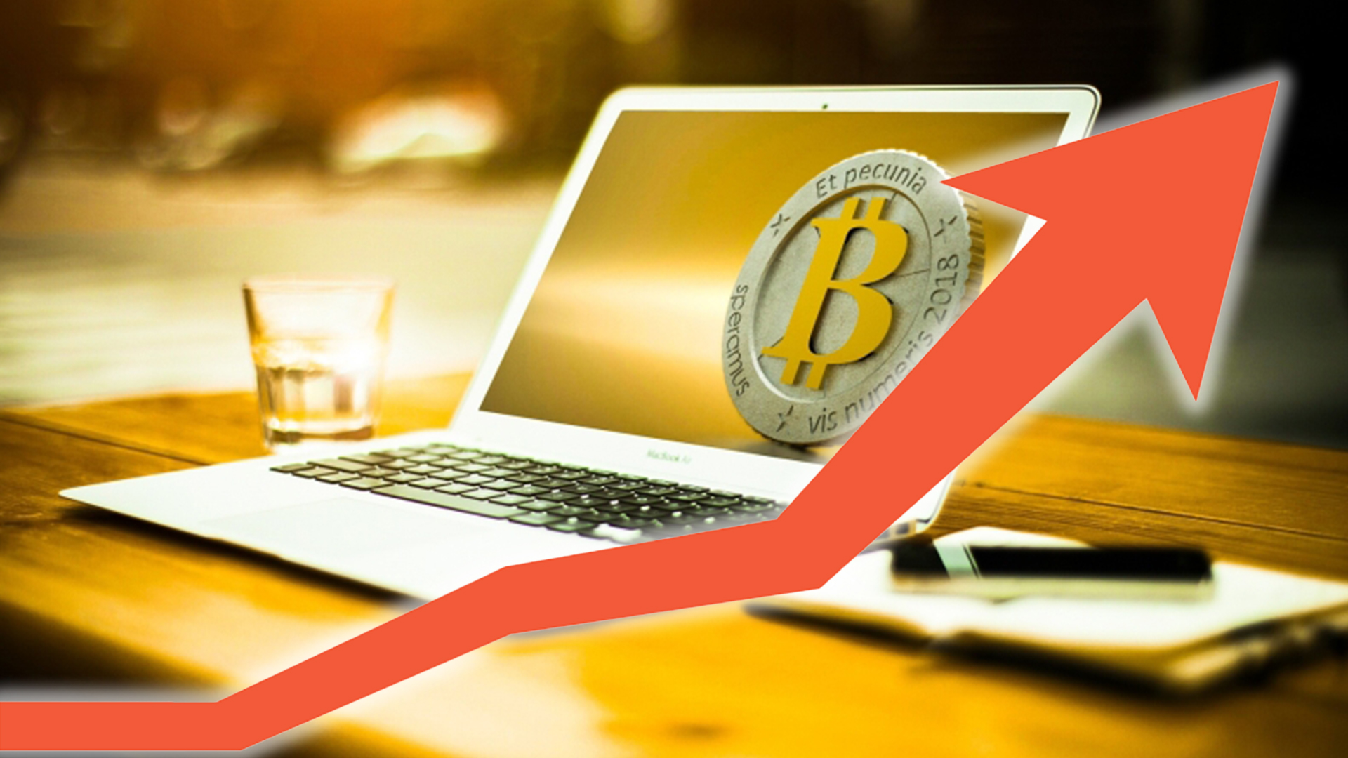 비트코인, 사상 최고가 경신 '1억원도 눈 앞'..거품 논란도